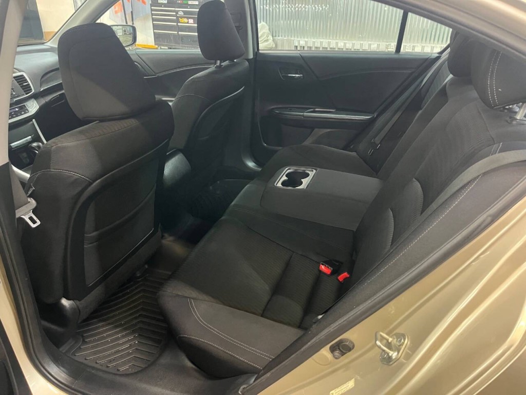 2014 Honda Accord Image 19