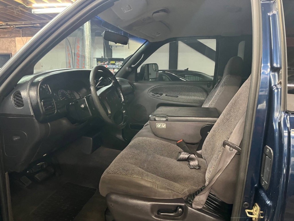 2002 Dodge Ram 2500 Image 14