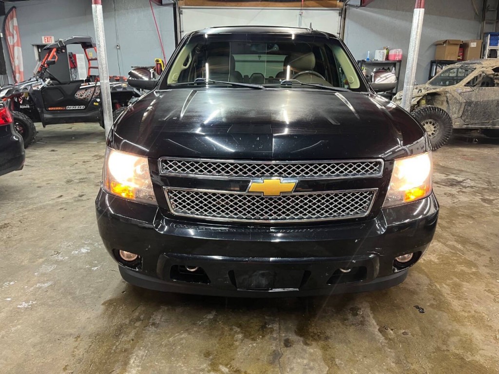 2014 Chevrolet Tahoe Image 4