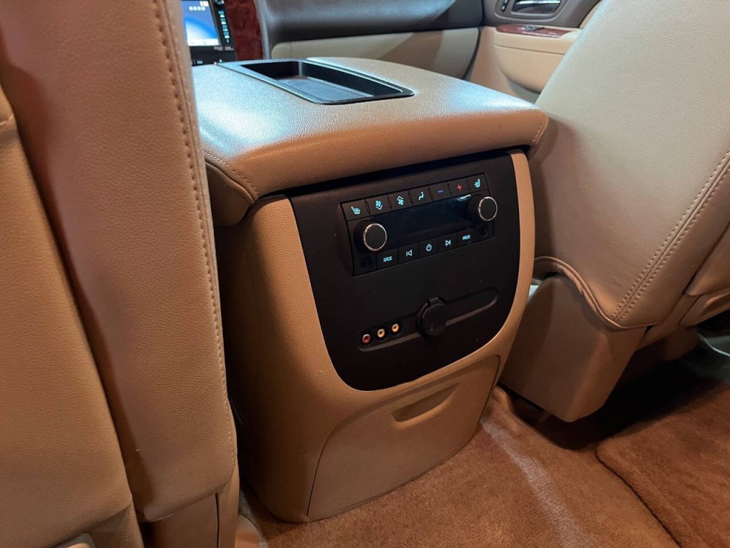 2014 Chevrolet Tahoe Image 15