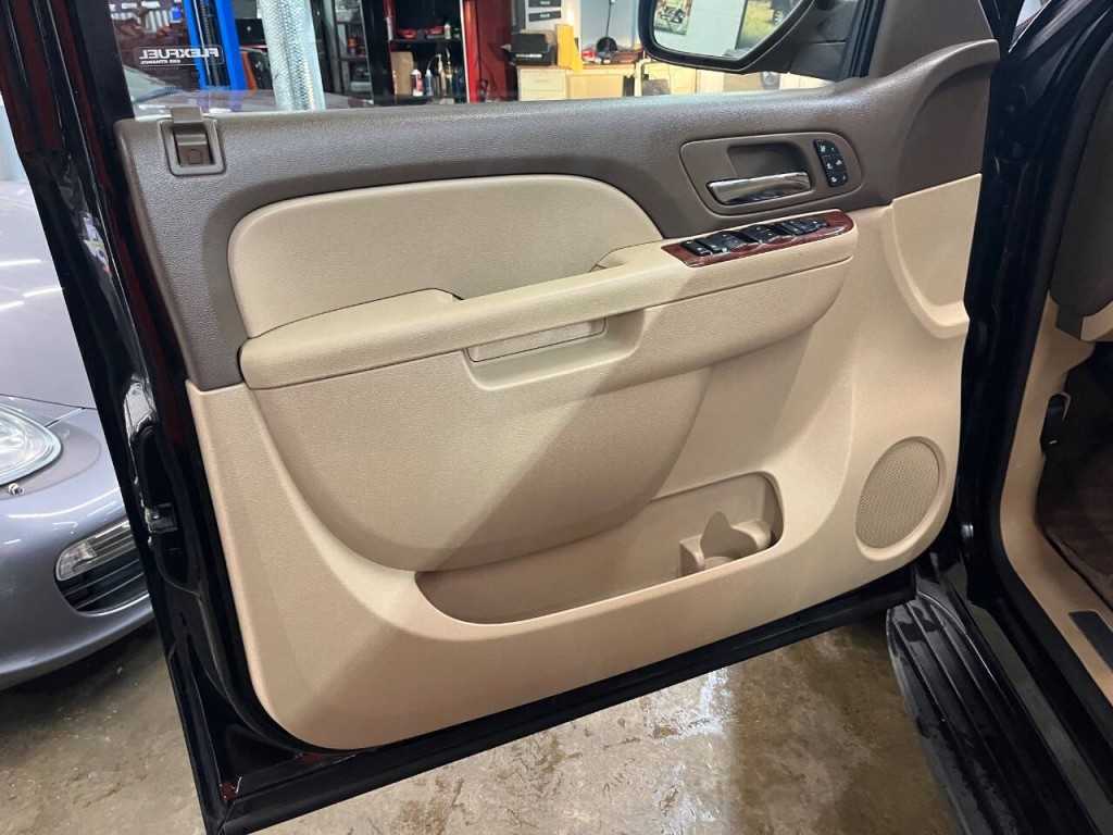 2014 Chevrolet Tahoe Image 18