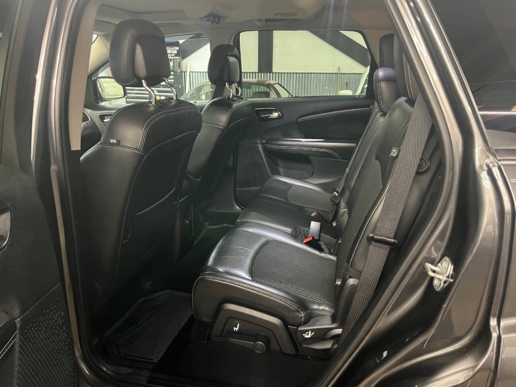 2015 Dodge Journey Image 16