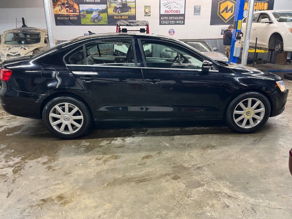 2013 Volkswagen Jetta Image 3