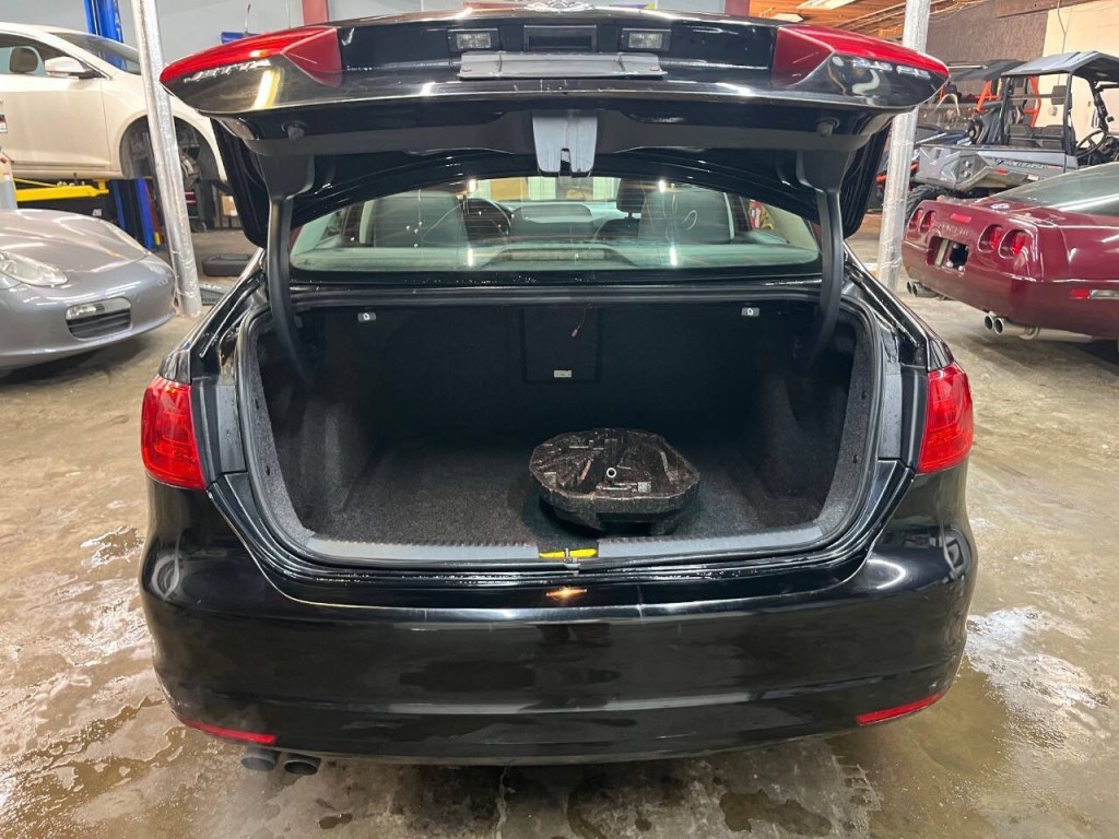 2013 Volkswagen Jetta Image 13