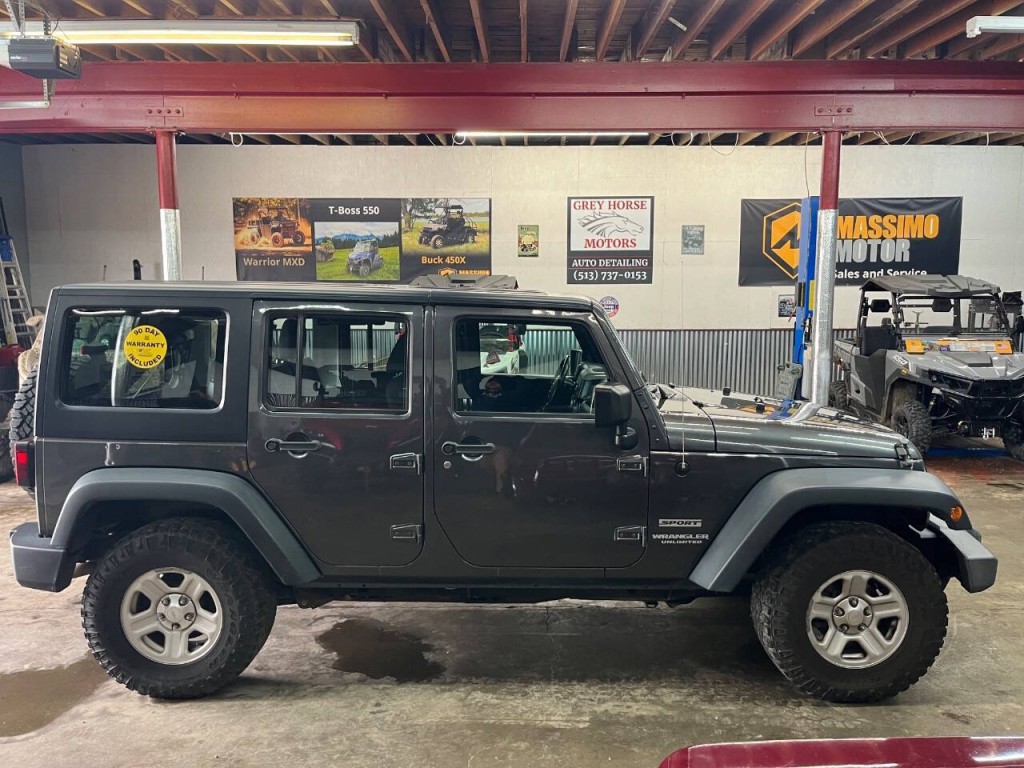 2017 Jeep Wrangler Unlimited Image 3