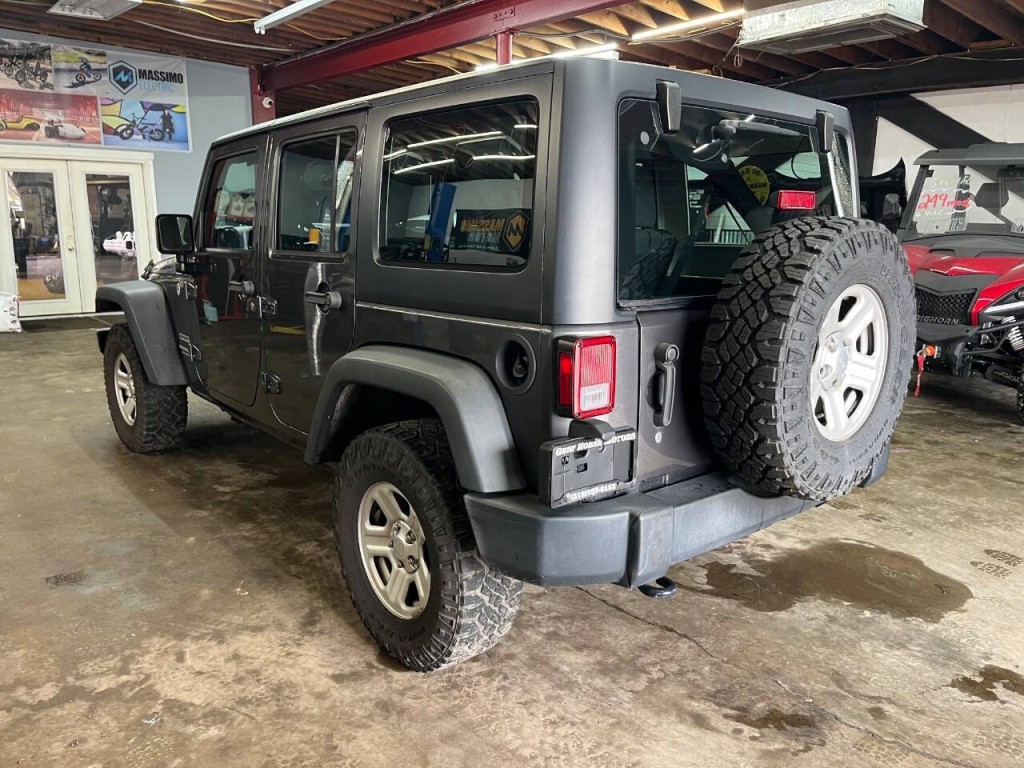 2017 Jeep Wrangler Unlimited Image 6