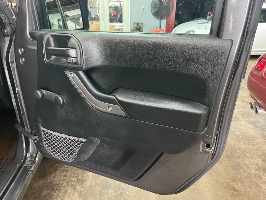 2017 Jeep Wrangler Unlimited Image 10