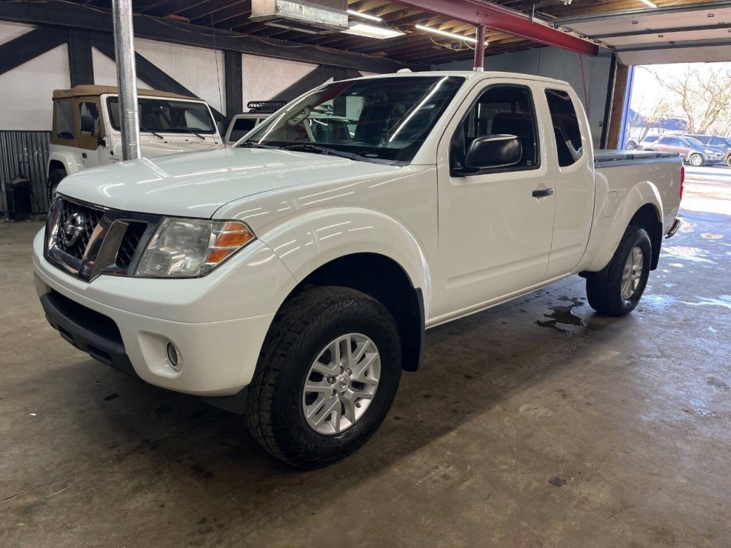 2017 Nissan Frontier Image 5