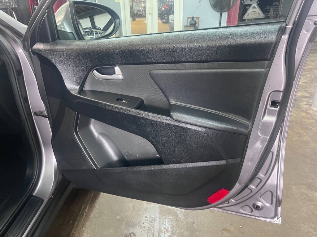 2012 Kia Sportage Image 10