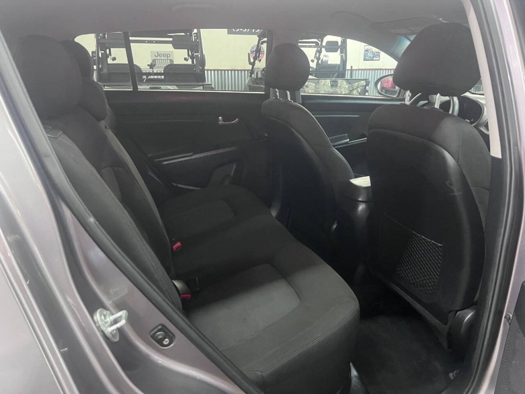 2012 Kia Sportage Image 11