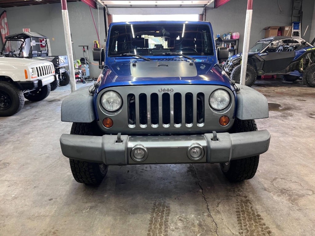 2010 Jeep Wrangler Image 3