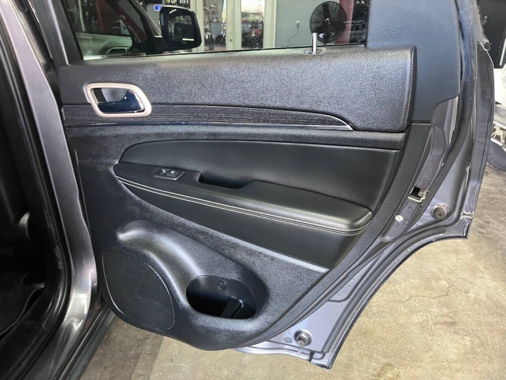 2014 Jeep Grand Cherokee Image 12