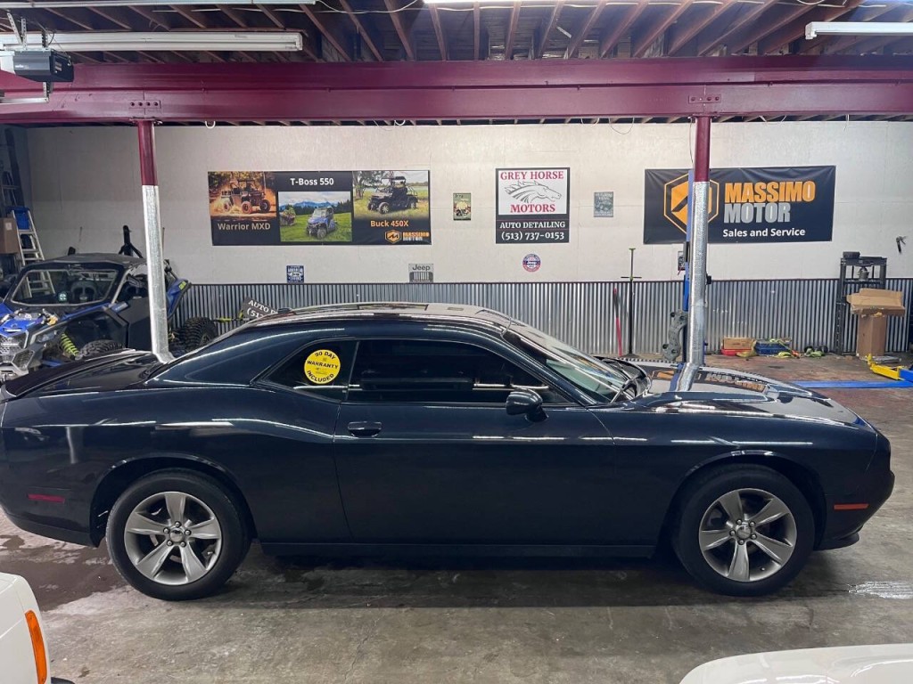 2019 Dodge Challenger Image 9
