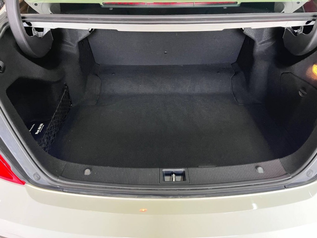 2008 Mercedes-Benz C-Class Image 13