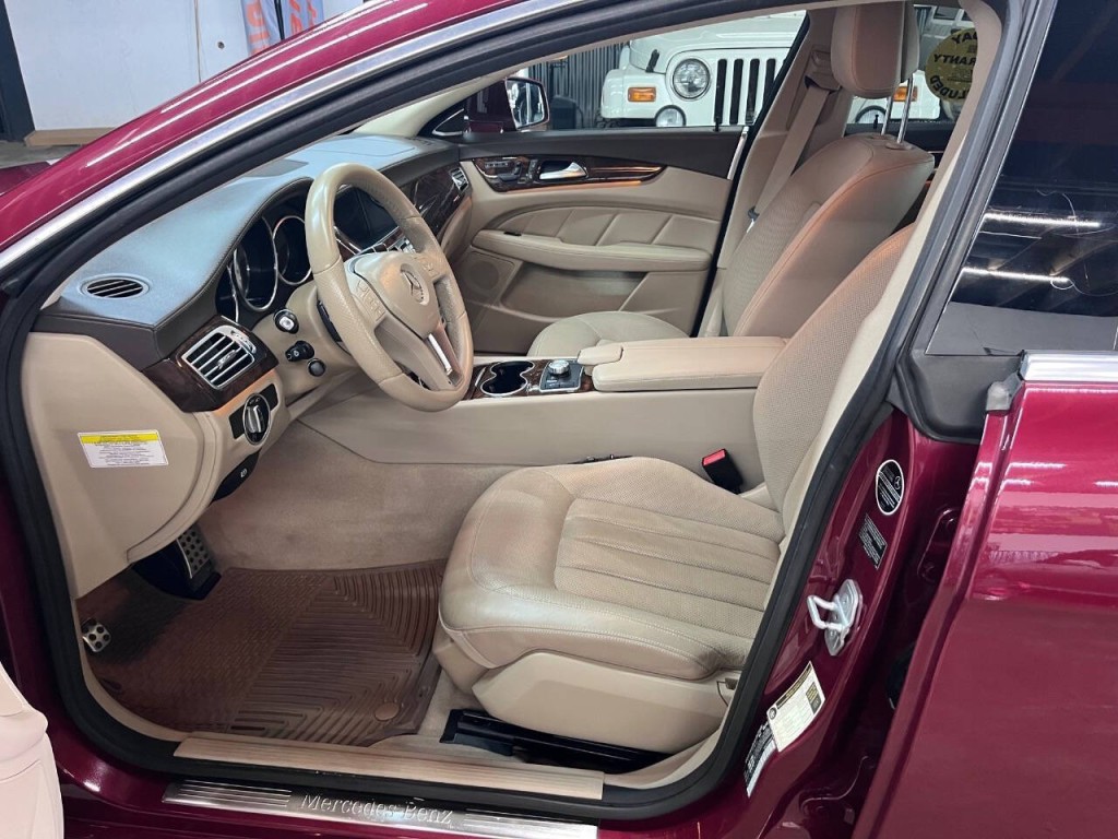 2013 Mercedes-Benz CLS-Class Image 15