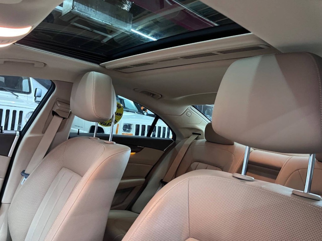 2013 Mercedes-Benz CLS-Class Image 17