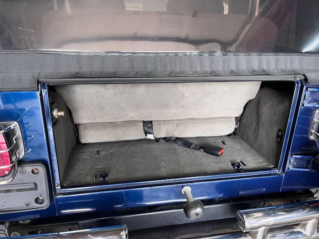 2004 Jeep Wrangler Image 14