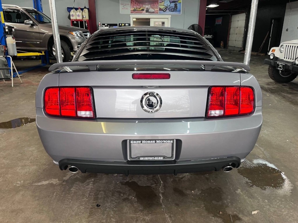 2007 Ford Mustang Image 6