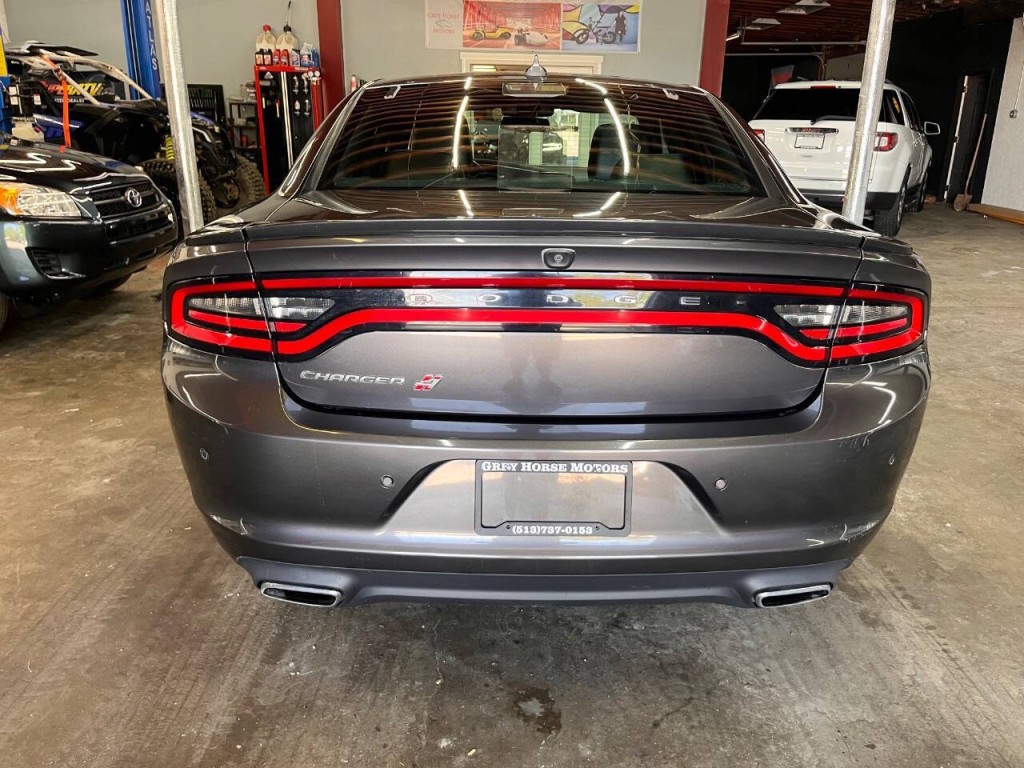 2018 Dodge Charger Image 6