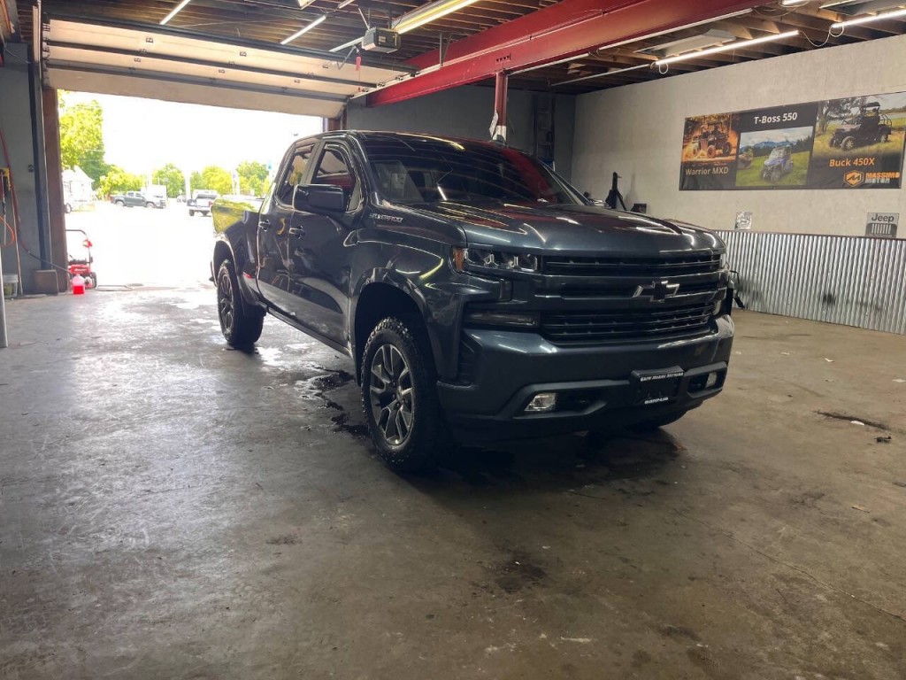 2019 Chevrolet Silverado 1500 Image 2