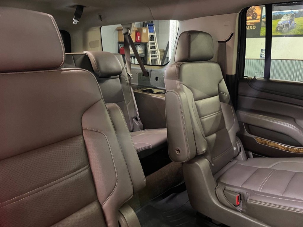2016 GMC Yukon Image 11