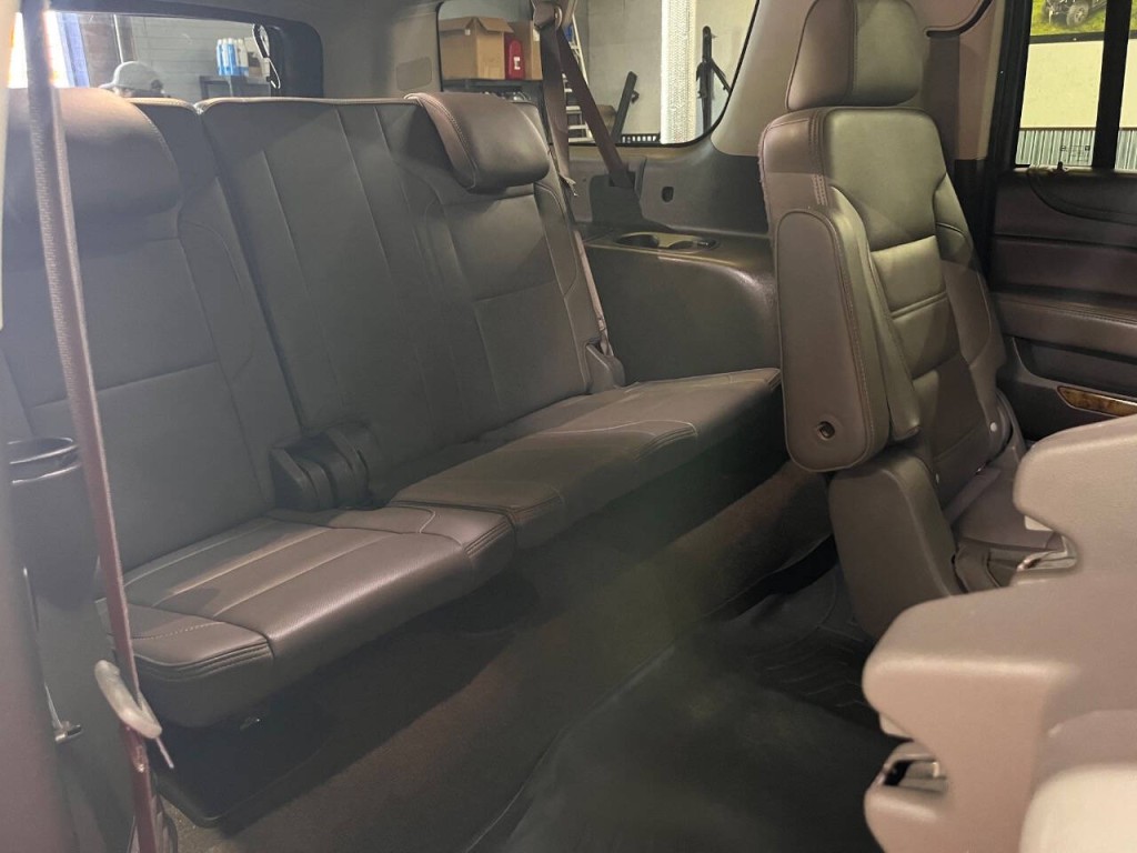 2016 GMC Yukon Image 12