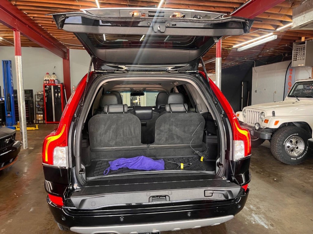 2014 Volvo XC90 Image 11