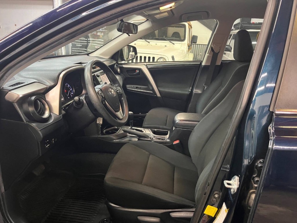 2018 Toyota Rav4 Image 14