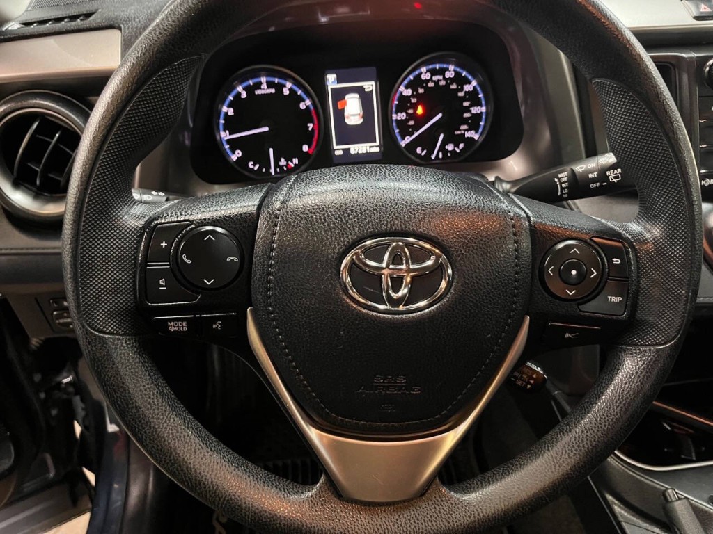 2018 Toyota Rav4 Image 17
