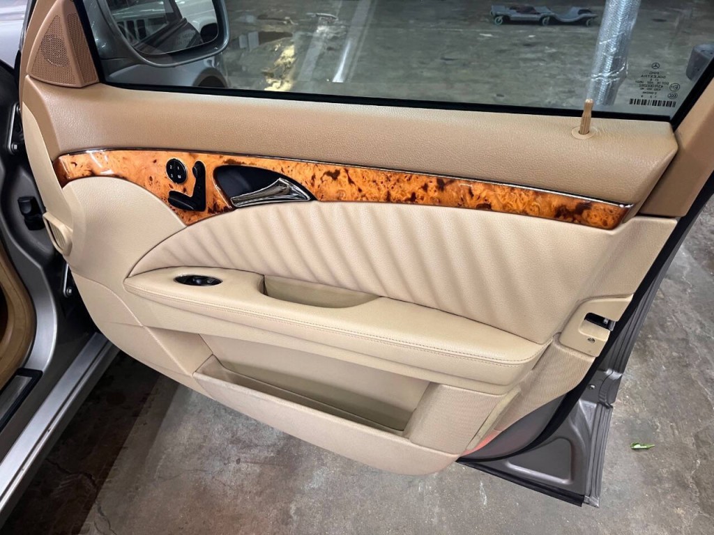 2007 Mercedes-Benz E-Class Image 9