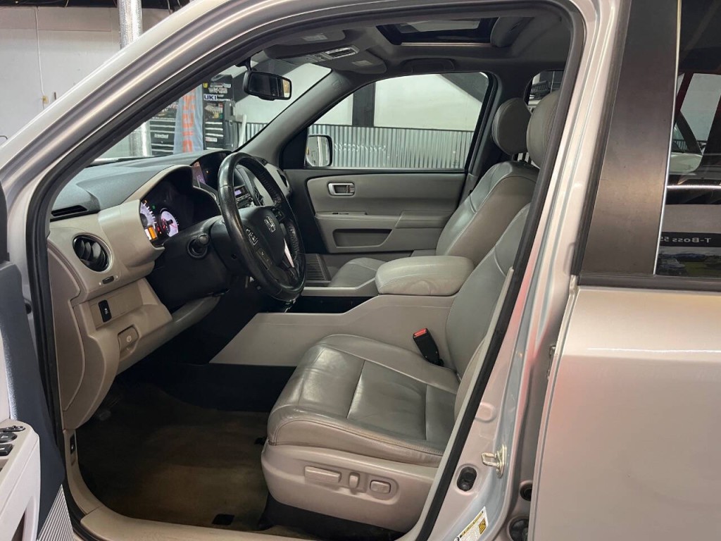2014 Honda Pilot Image 16