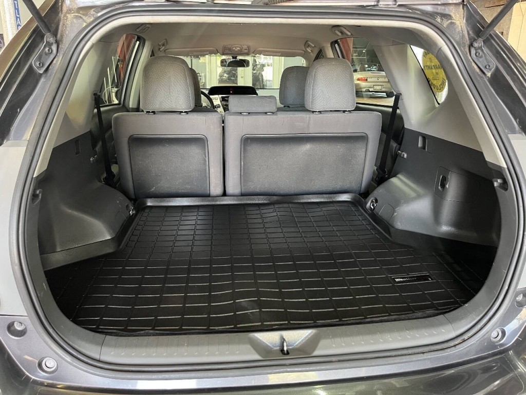 2014 Toyota Prius Image 12