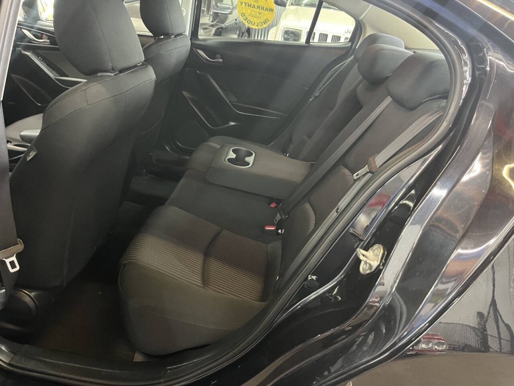 2016 Mazda Mazda3 Image 12