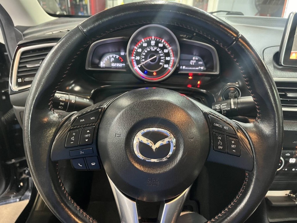 2016 Mazda Mazda3 Image 16