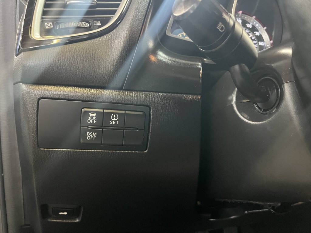 2016 Mazda Mazda3 Image 17