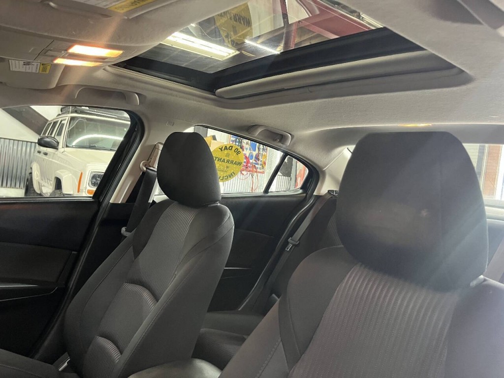 2016 Mazda Mazda3 Image 18