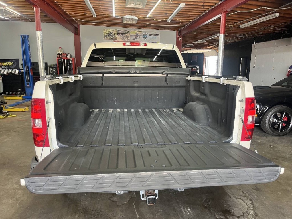 2013 Chevrolet Silverado 1500 Image 11
