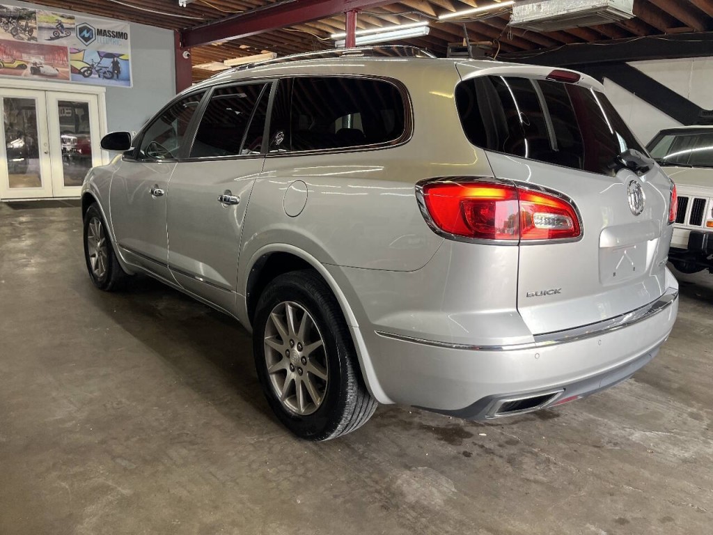 2017 Buick Enclave Image 5