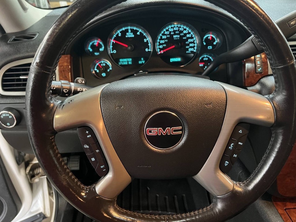 2012 GMC Yukon Image 20