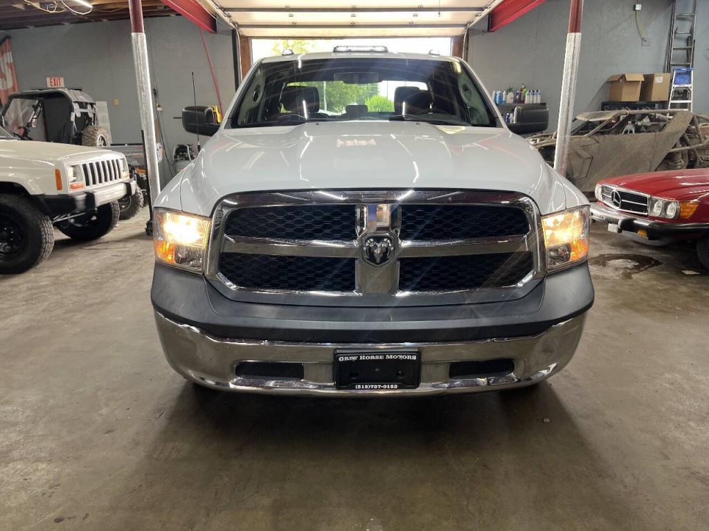 2016 RAM 1500 Image 3