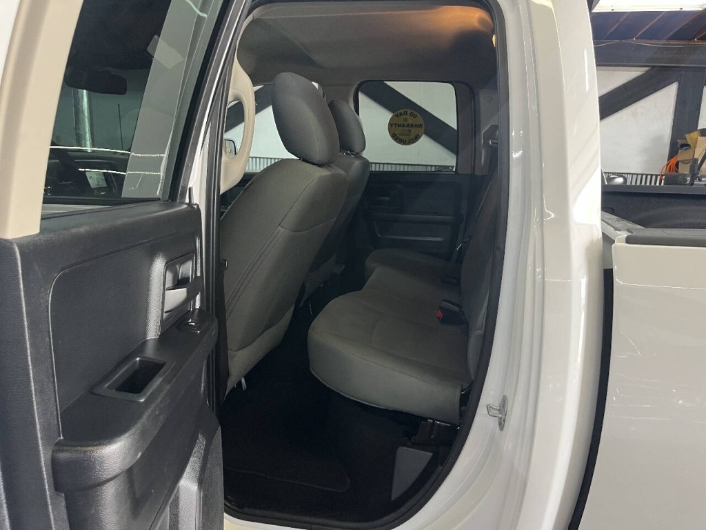 2016 RAM 1500 Image 11
