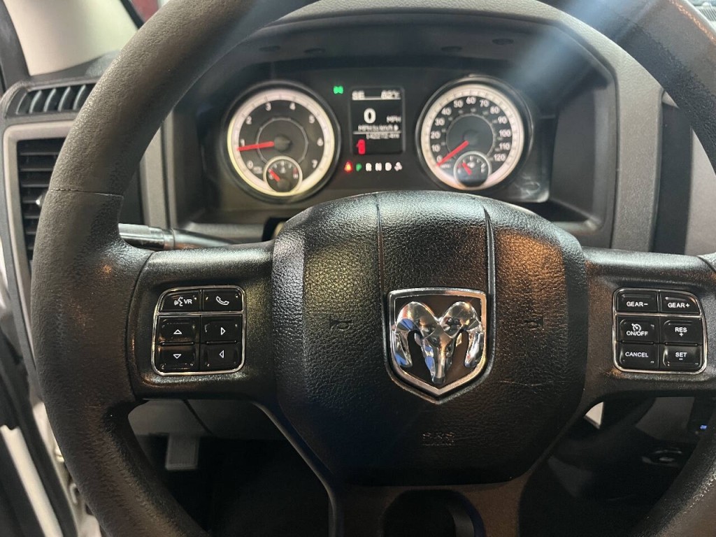 2016 RAM 1500 Image 17
