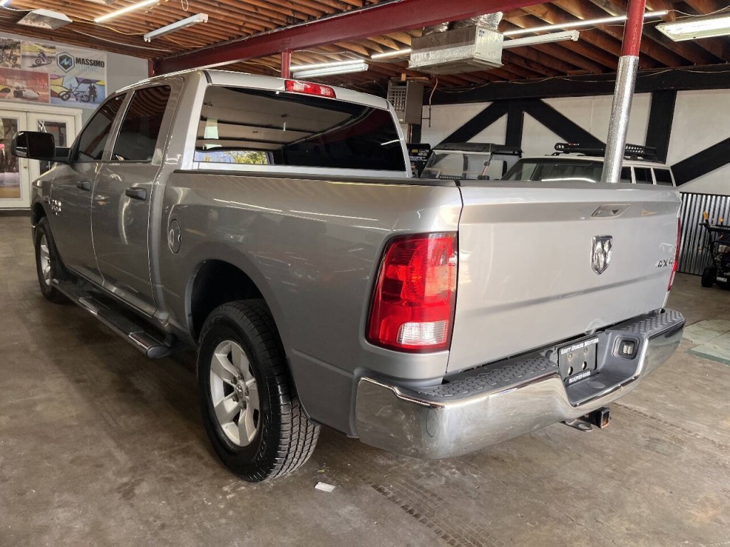 2021 RAM 1500 Image 5