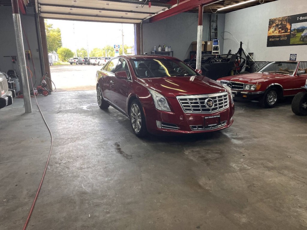 2014 Cadillac XTS Image 2