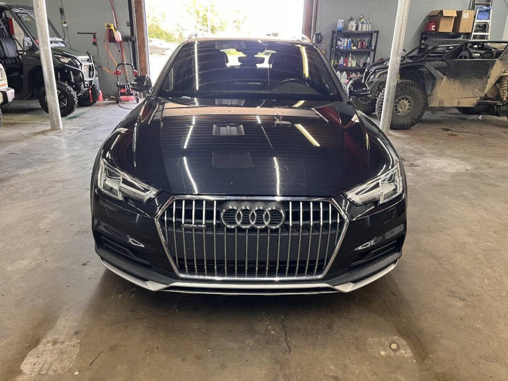 2017 Audi A4 Image 3