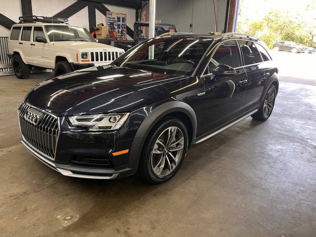 2017 Audi A4 Image 4