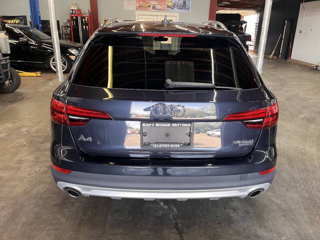 2017 Audi A4 Image 6