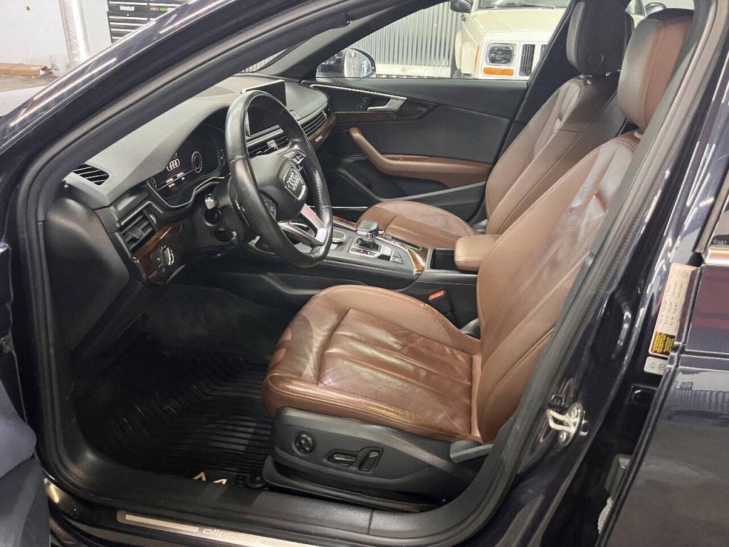 2017 Audi A4 Image 15