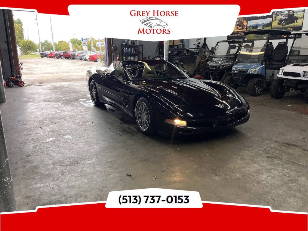 2003 Chevrolet Corvette Image 1