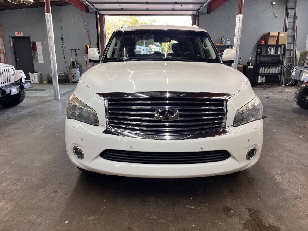 2014 INFINITI QX80 Image 3
